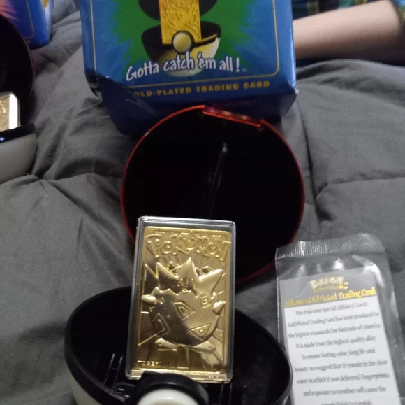 Rare 90s 24ct Gold full set of Pokémon cards with Nintendo C.O.A